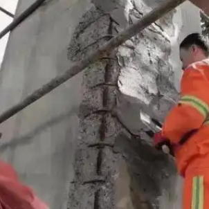南皮梁板柱楼梯空洞蜂窝剥落露筋等表面破损修补用高强聚合物修补砂浆